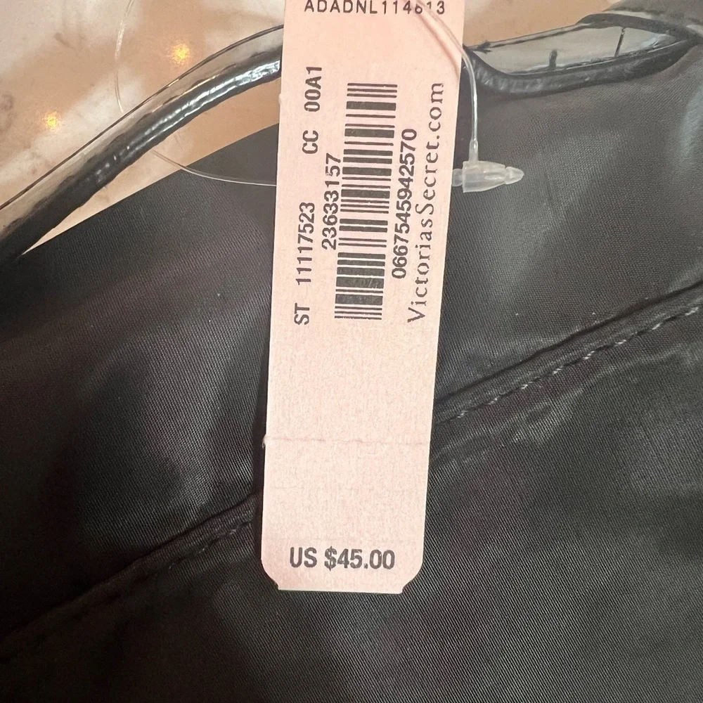 Victoria's Secret 🆕 Black Cosmetic Bag with Silver Zipper and Cursive Text